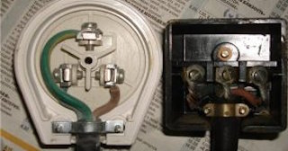 Подключение и монтаж розетки для электроплиты от 576 руб в Королев - ЭлектроКрл